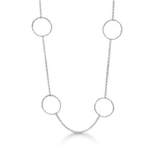Støvring Design\'s elegante sølv collier med 12 runde åbne cirkler med banket overflade