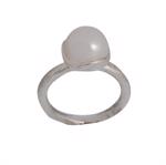 Blicherfuglsang s�lv fingerring m/ perle