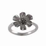 Oxideret s�lv blomster ring fra Blicherfuglsang 