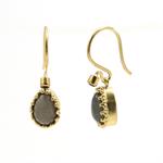 Forgyldte perle �reh�nger fra Carr� Archive collection