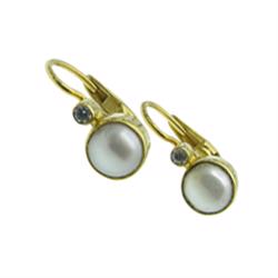Forgyldte perle �reh�nger fra Carr� Archive collection