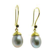 Forgyldte perle �reh�nger fra Carr� Girls in Pearls collection