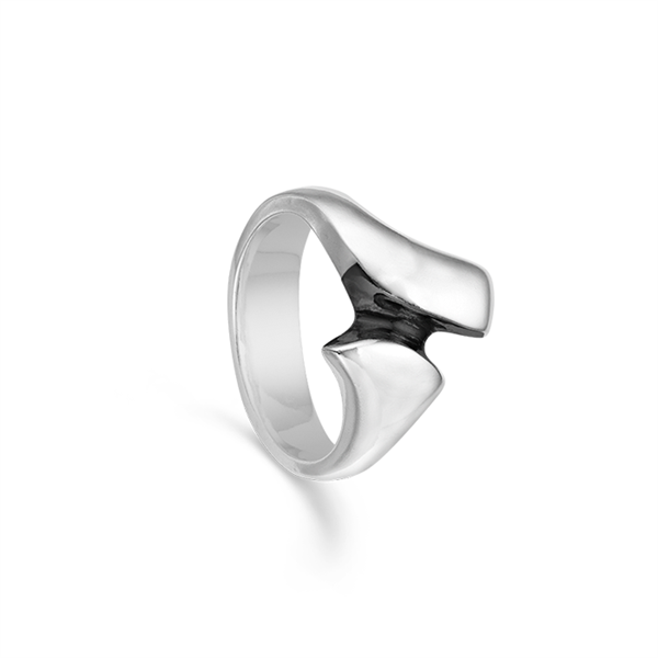 Randers Sølv\'s Håndlavet fingerring i massiv sølv og med blank overflade - 14 mm