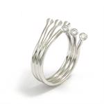 14 kt desingerring med 6 x 0,05 brilanter