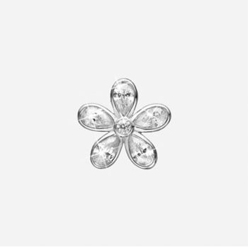 Magical White Flower vedhæng i sølv fra Christina Jewelry