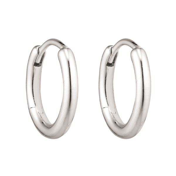 Smukke og enkle creol øreringe i sterling sølv. 1,6 x 12 mm fra Støvring Design