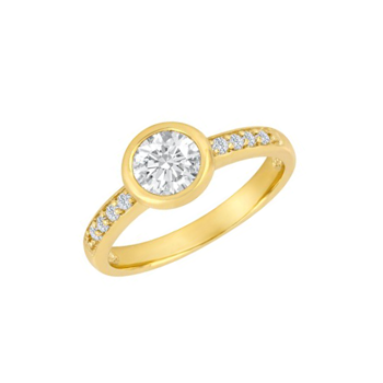 Siersbøl's Smuk ring i 8 karat guld med små hvide, glimtrende zirkonia på siderne og én stor zirkonia i midten 