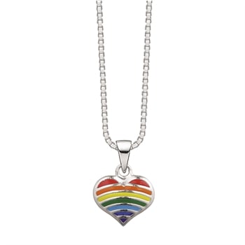 Sødt hjerte vedhæng i sølv med emalje i regnbuens farver, leveres med 38 cm sølvkæde fra Støvring Design