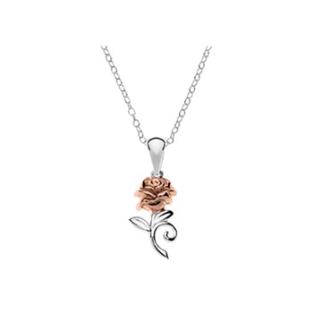 Smukt rose vedhæng i sølv med rosaforgyldte rosenblade. Rosen er symbolet fra Disney klassikeren, Skønheden og Udyret. Leveres med kæde i sølv 35-40 cm