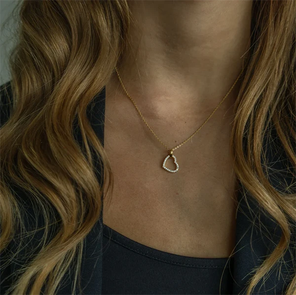 Sølv kamp.Halskæde hjerte med cz, forg., fra Aagaard