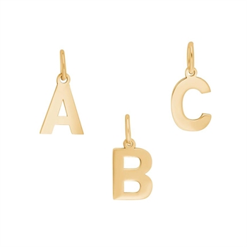 Forgyldt sølvvedhæng bogstav - A - W, fra Siersbøl