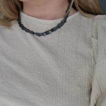 Oxideret Sølv Halskæde med Forgyldt Kuglelås, 45 cm San - Links of joy
