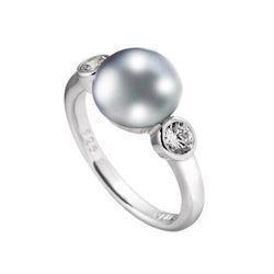 Image of Diamonfire fingerring i sterling sølv med grå perle og zirkonia.
