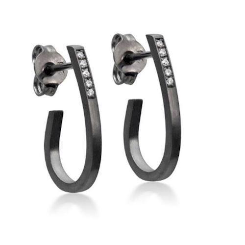 Image of East Copenhagen Jewellery Mini Waves sterling sølv øreringe med sort rhodineret overflade, model E146_WHCZ_BL
