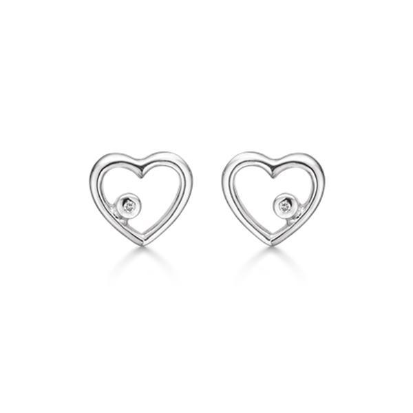 Støvring Design\'s smukke forgyldte ørestikker, 8 mm hjerter med lille 0,005 karat diamant (OBS sølv på billedet)