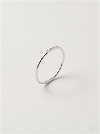 Tynd simpel ring i str 45