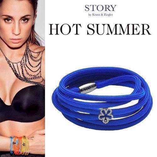 Image of Hot Summer Blåt armbånd med sort rhodineret sølv blomst