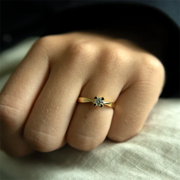 Dame ring, 8k guld m/0,50ct Labgrown , fra Aagaard