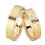 Hammerslåede 8 karat Vielsesringe med 0,07 ct diamanter i stjerne drys