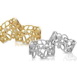 Nuran lækkert hjerte vielsesringe 9,5 mm brede og ed 5 glimtende diamanter 