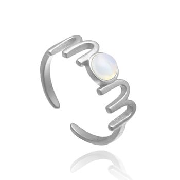 Malou Mom, Smuk sølv ring med MOM og flot opal fra danske WiOGA
