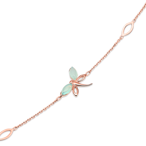 Støvring Design\'s Smukt armbånd med elegant guldsmed med lys blå aqua kvarts på vingerne, måler 16 + 4 cm