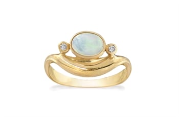 14 kt Guld ring - med Elegant Opal fra Rabinovich