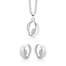 Støvring Design Sterling sølv collier og ørestikker, smykkesæt med blank overflade, model S223140