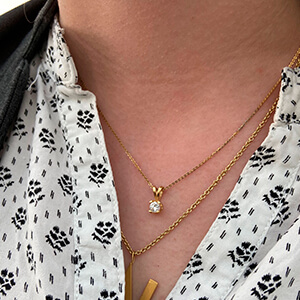 Vedhæng med diamanter