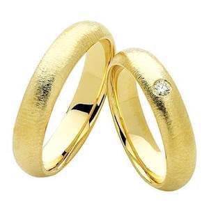 Time to Love Romantiske 8 karat rødgulds Vielsesringe med hamret overflade og brillant