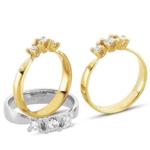 Image of New Copenhagen 14 karat Rosaguld ring m/ 1 stk 0,22 & 2 stk 0,11 carat diamanter