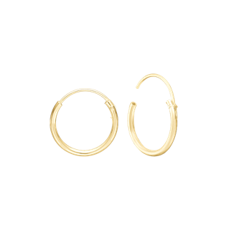 Cirkulære øreringe i guld med glat overflade og synlig lukke-mekanisme.