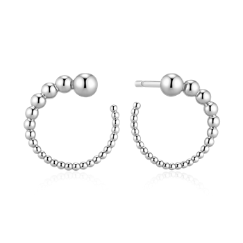 Sølv ørestikker med små kugleformede perler, der danner åbne hoops med stud til fastgørelse.