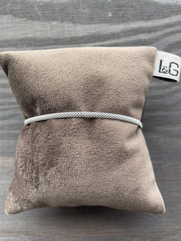 Armbånd sølv rhodineret small flad hindbær, fra L&G