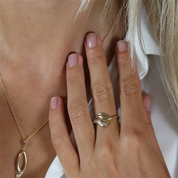 Dame ring, 8kt guld m/7 cz, fra aagaard