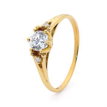 Ring med zirkonia, fra Bee