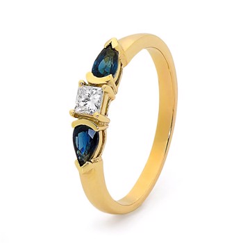 Ring med safir, fra Bee