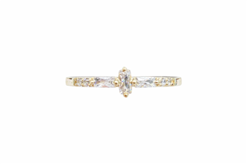 Ring 8 karat baguette zirkonia, fra L&G