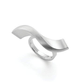 925/- ring, rhd, mat, fra Bastian Inverun