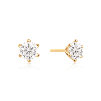Guldørestikker med rund klar sten i prong-indfatning, reflekterende overflade.