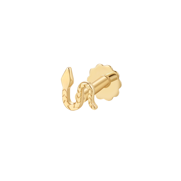 Guld labret piercing, fra Støvring Design
