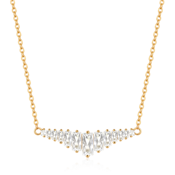 Sølvforgyldt halskæde med guldfarvet kæde og vedhæng af klare, facetterede sten i symmetrisk design.