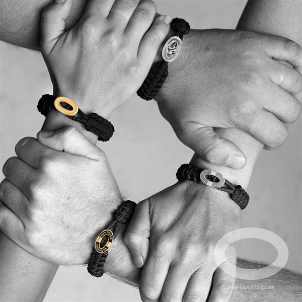 From Soldier to Soldier sort armbånd med forgyldt lås 06