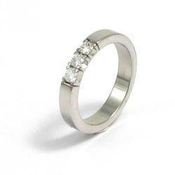 Image of 14 karat hvidgulds Alliance ring 3,6 mm m/ 3 stk 0,09 brillanter