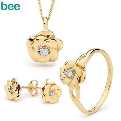 Image of Guld Blomster sæt med diamanter
