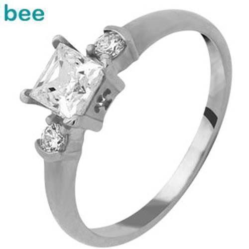 Image of Hvidgulds ring med 3 princess hvide zirkonia