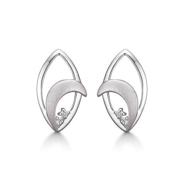 Image of Støvring Design sterling sølv øreringe, med blank overflade, model 10223578